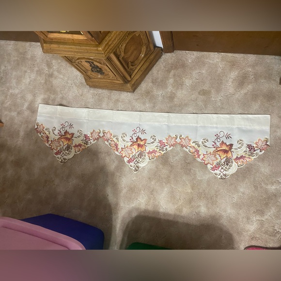 Autumn Leaves Embroidered Curtain Valance. 59” long - Picture 1 of 4